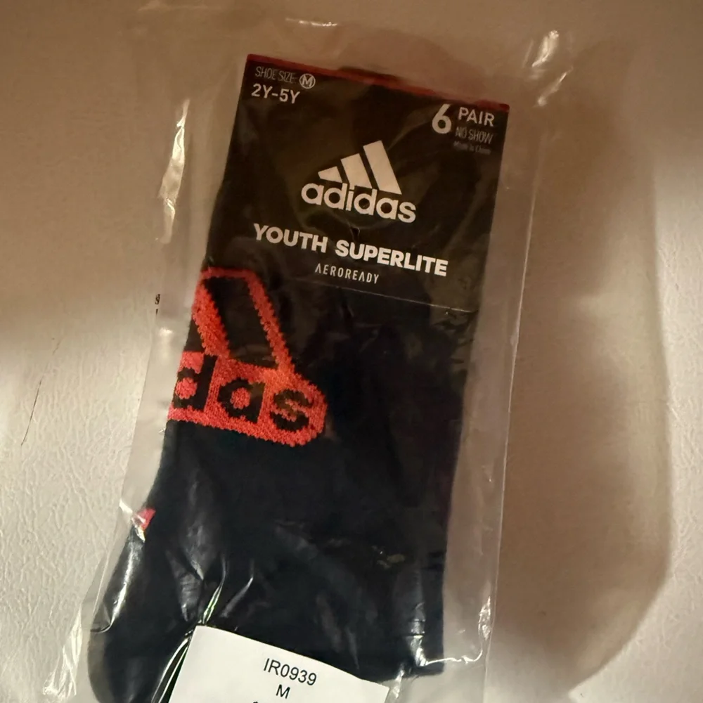 adidas kids Superlite Classic 6-Pack No-Show Socks Kids